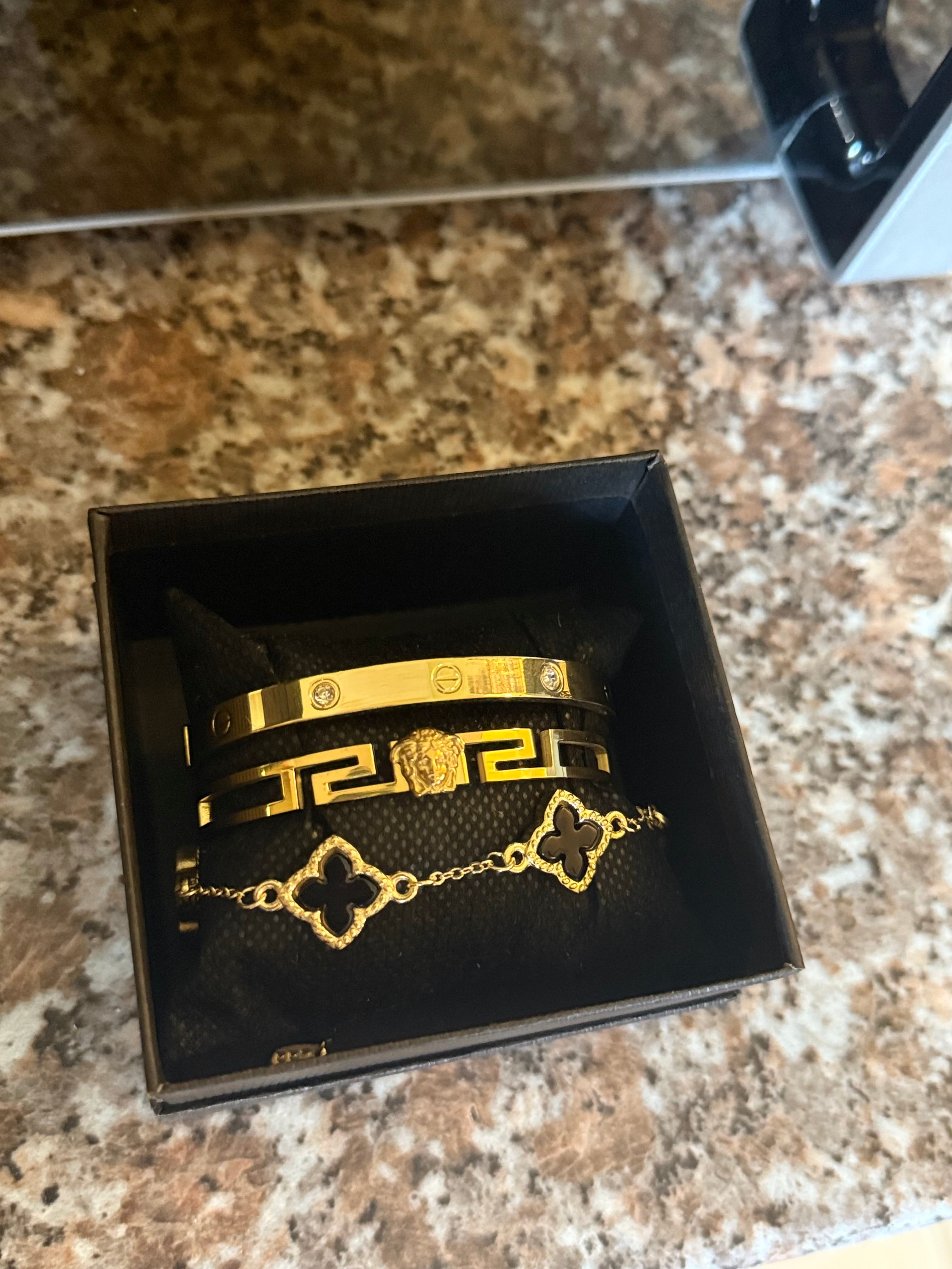 Stunning 3 piece bracelet set unisex